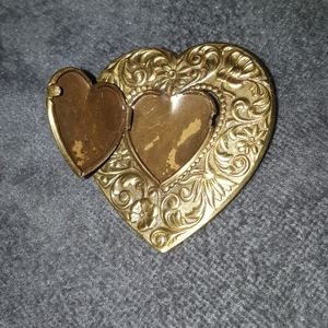 Victorian Reproduction Heart Photo Brooch